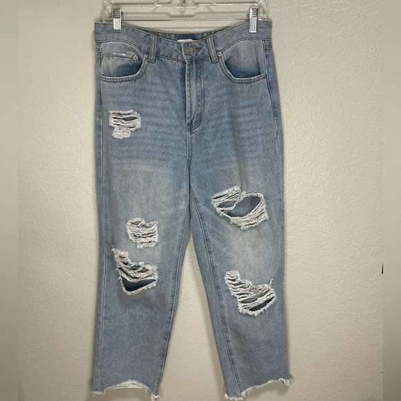 Forever 21 Distressed Baggy Denim with Raw Hem Size 28 - Picture 1 of 6